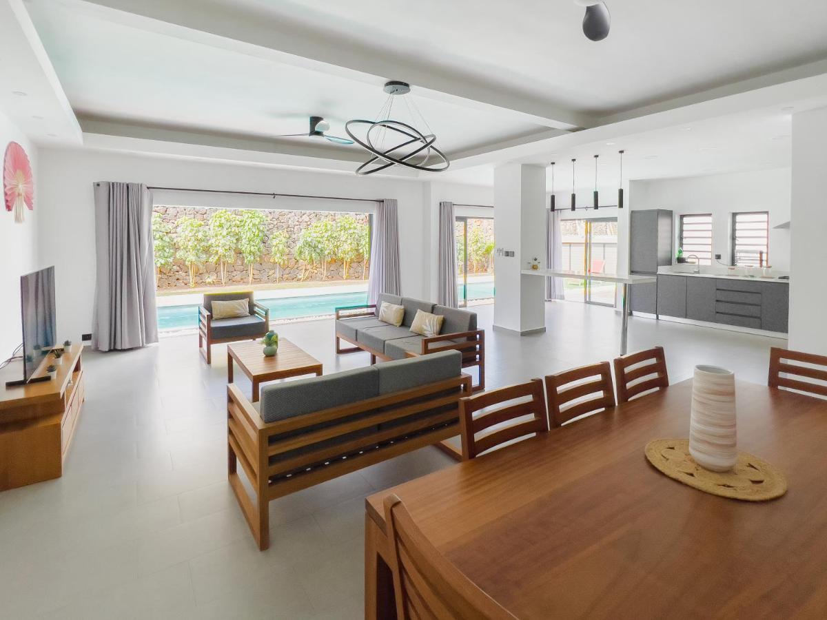 Spacious 4 Bedrooms Villa With Infinity Pool Гран-Бе Екстер'єр фото